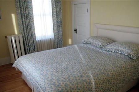 La Boheme Restaurant & B&B Edmonton Pokój zdjęcie